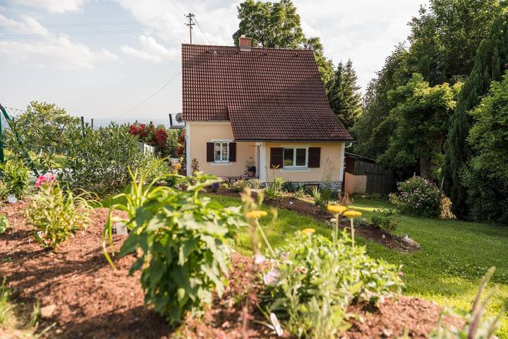 Ferienhaus für 8 Personen, mit Terrasse und Garten, mit Haustier - 1