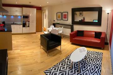 Holiday Letting for 4 People in Kingston upon Hull, Yorkshire, Photo 1