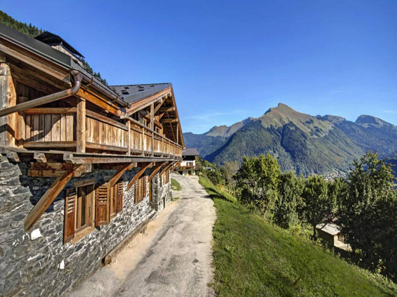 Appartement entier, Chalet à La Côte-d'Arbroz avec bain nordique in La Côte-d'Arbroz, Les Portes du Soleil