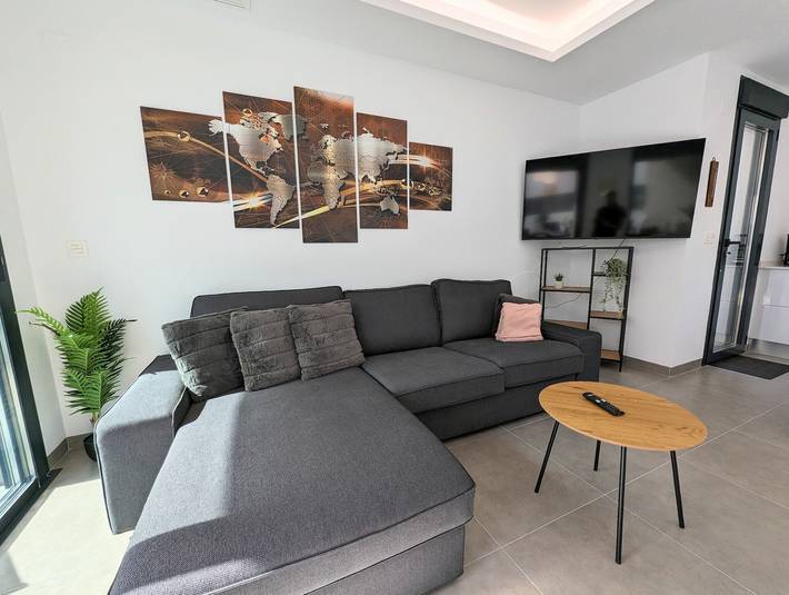 Villa « R-58 Luxury New Build » avec piscine privée, terrasse et Wi-Fi in La Herrada, Los Montesinos