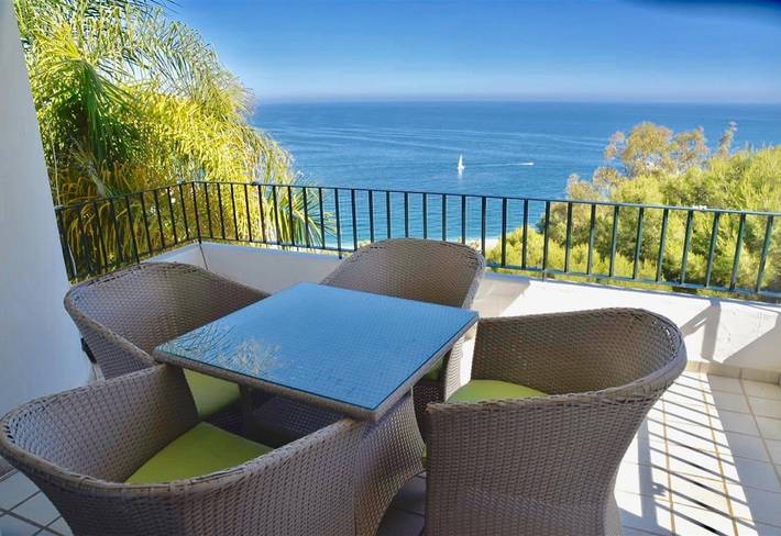 Villa 'Casa Aguamarina' con vistas al mar, piscina privada, terraza, aire acondicionado y Wi-Fi in Playa de los Berengueles (Almuñecar), Almuñecar