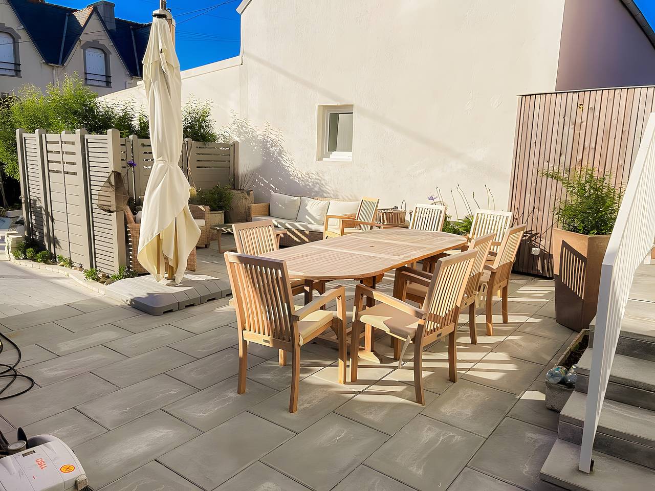 Holiday Home “Léchiagat” with Private Terrace and Wi-Fi in Treffiagat, Quimper region
