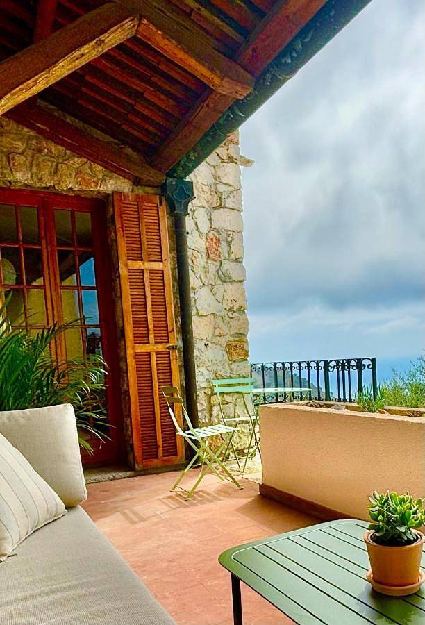 Ferienhaus für 12 Personen, mit Balkon und Terrasse sowie Garten und Ausblick
