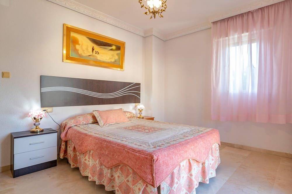 Gorgeous home in Velez-Malaga with Wifi in Vélez-Málaga, Costa del Sol