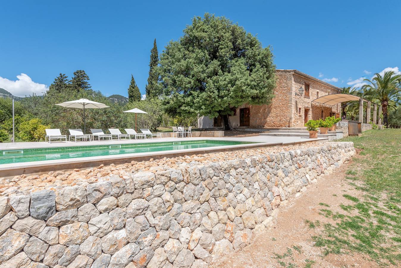 Tranquila villa con piscina, Wi-Fi, aire acondicionado y terraza; Aparcamiento disponible in Alaró, Interior de Mallorca