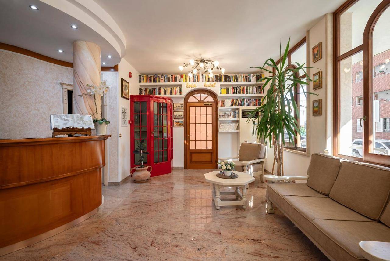 Lola Piccolo Hotel e Appartamenti in Marina di Grosseto, Grosseto