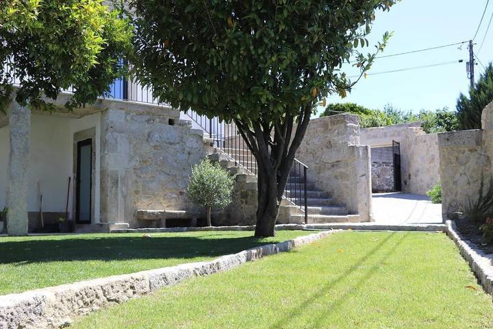 Casa do Mestre – mit Bergblick, Pool und Wlan in Vila de Punhe, Viana do Castelo Distrikt