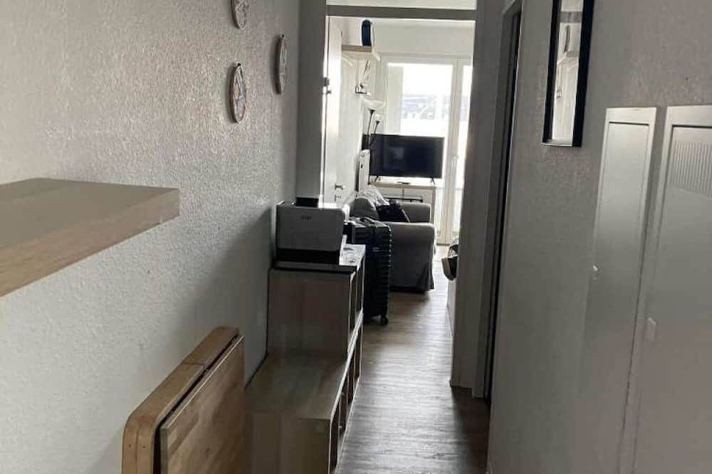 Appartement entier, Cozy studio close to Deutz train Station in Kalk (Cologne), Cologne