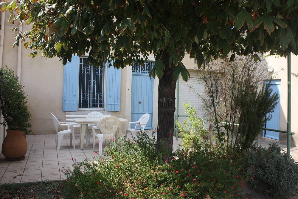 Provenzalisches Haus in idealer Lage zwischen Avignon und Orange in Sorgues, Vaucluse