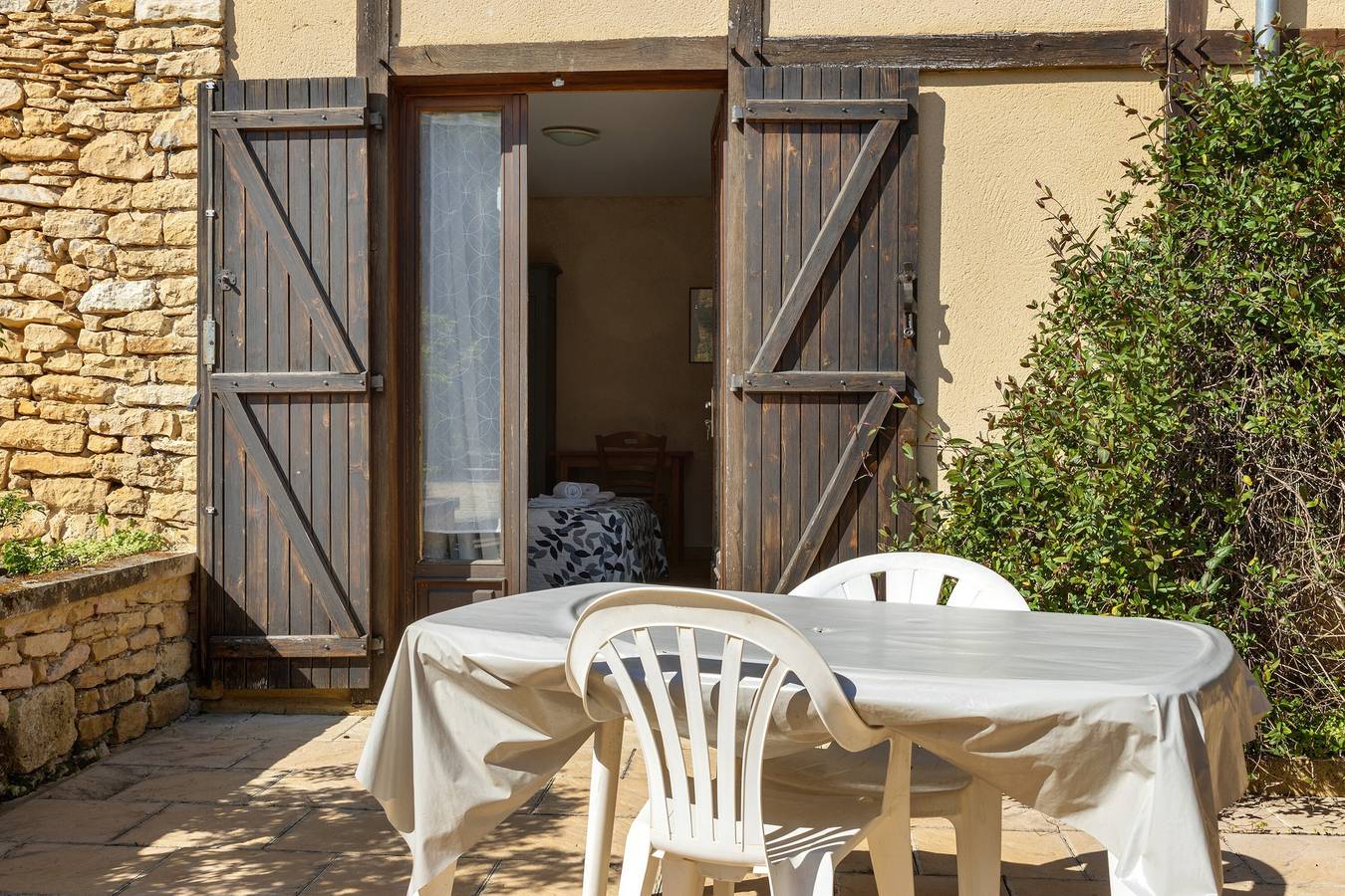 Chambre d'hôtes « La Ferme De La Croix D'allon » avec piscine, jardin partagés et Wi-Fi in Sarlat-la-Canéda, Périgord Noir
