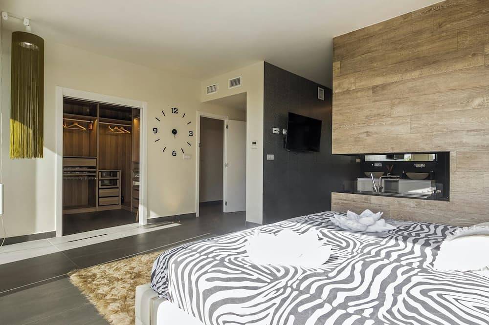 Homerez - Luxusvilla San Fulgencio + Pool in San Fulgencio, Costa Blanca