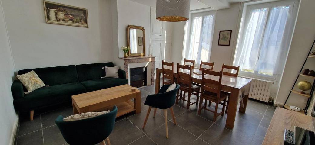 Location de vacances pour 6 personnes, avec Terrasse à Gurgy