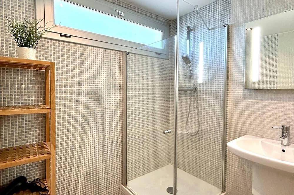 Villa con piscina privada y bbq a 15min playa in Llagostera, Costa Brava