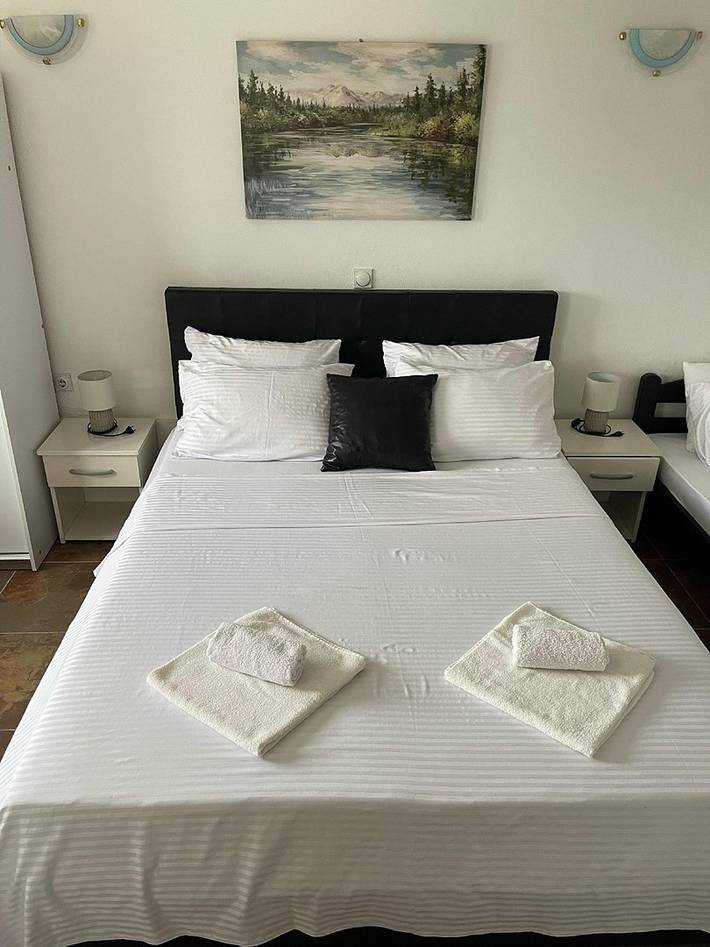 Apartamento entero, Apartamento de vacaciones para 3 personas con piscina in Donji Štoj, Municipio de Ulcinj