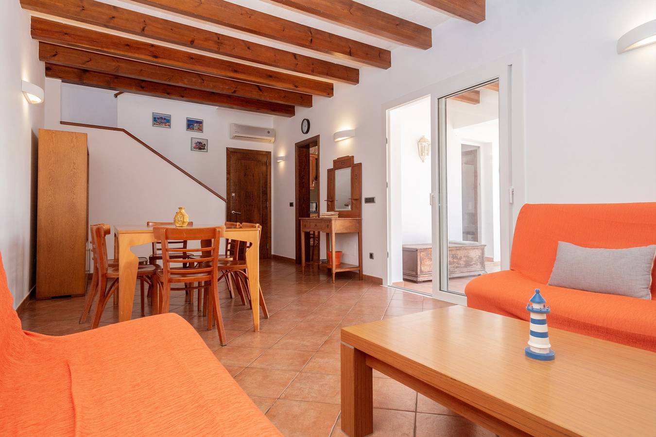 Vakantie Appartement "Villa Payu" met Zwembad, Wi-Fi, A/C, Balkon, Terras & Tuin, foto 7