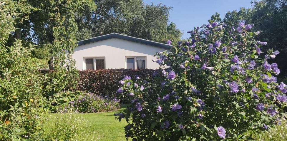 Ferienhaus für 2 Personen, mit Terrasse und Garten auf Texel