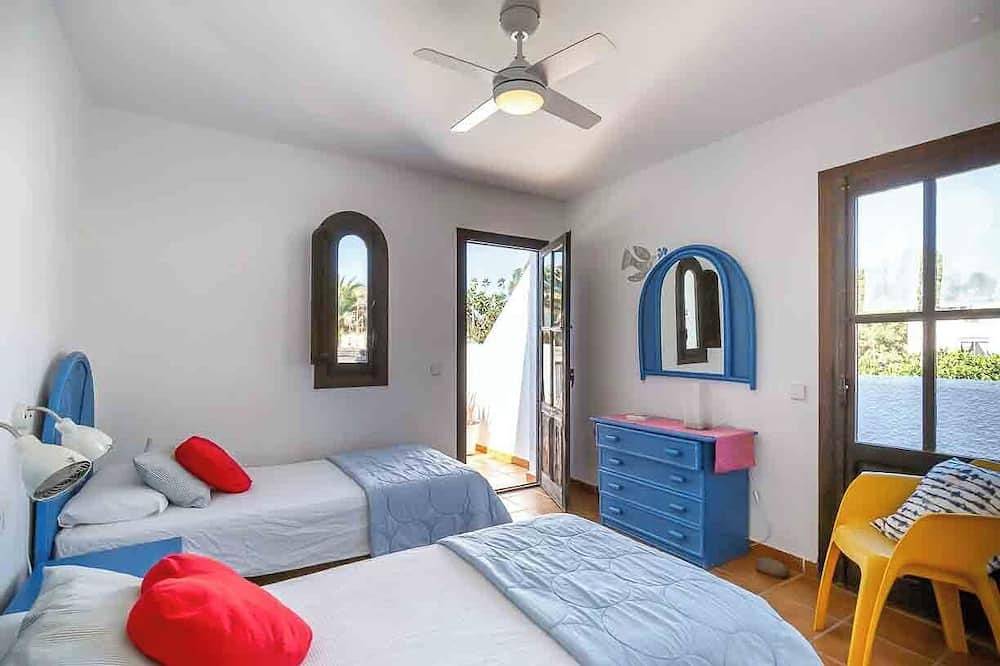 La Sardineta, Lujo Discreto en Aguamarga con Piscina y muy Cerca de la Playa in Nijar, Costa de Almeria