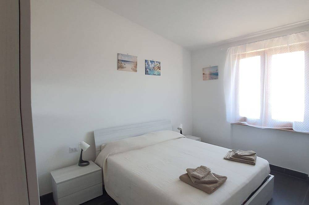 Entire apartment, Ana&julio holiday home in Valledoria, Sassari Province