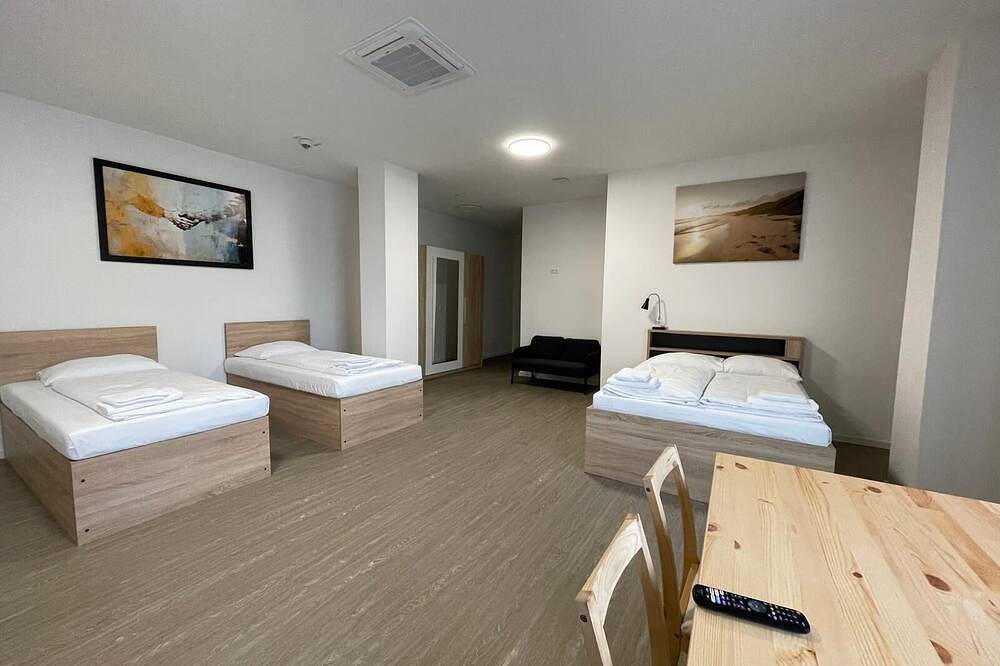 Ganze Wohnung, Familienzimmer Premium 2 Badezimmer in Neuss, Düsseldorf und Umgebung