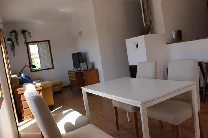 Location de vacances pour 3 personnes, avec vue et terrasse, animaux acceptés à Lousada - 4