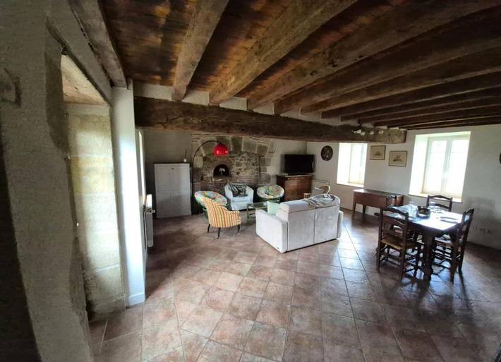 Location de vacances pour 8 personnes, avec Terrasse ainsi que Jardin et Vue à Meaulne - 2