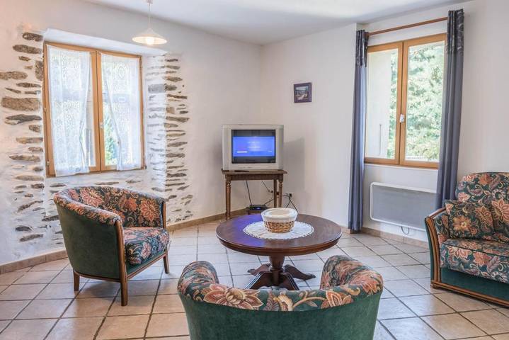 Location de vacances pour 6 personnes, avec terrasse à Sainte-Croix-Vallée-Française - 2