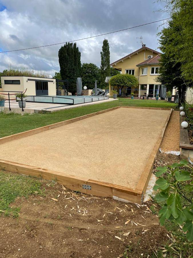 Gîte pour 7 personnes, avec sauna ainsi que vue et jardin à Chozeau - 2