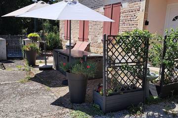 Gîte pour 8 personnes, avec terrasse à Pierre-de-Bresse