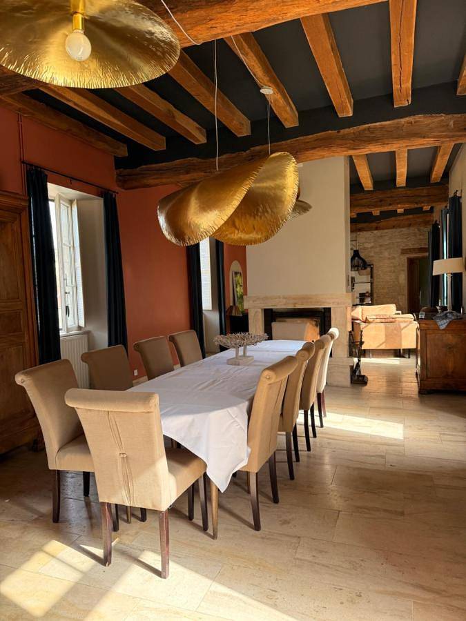 Hôtel pour 2 personnes, avec Terrasse et Jacuzzi ainsi que Jardin et Sauna à Chablis - 2