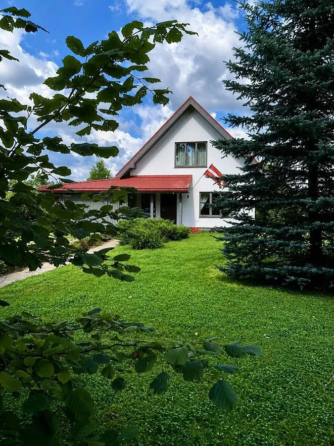 Vacation house for 7 people, with yard and view - 1