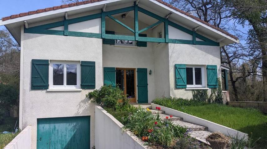 Chambre d’hôte pour 2 personnes, avec vue et jardin à Léognan