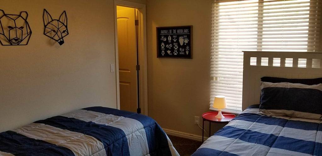 Schönes Stadthaus in der Nähe von Zion, Bryce & Grand Canyon (Kanab, Ut) in Kanab, Grand Staircase Escalante National Monument