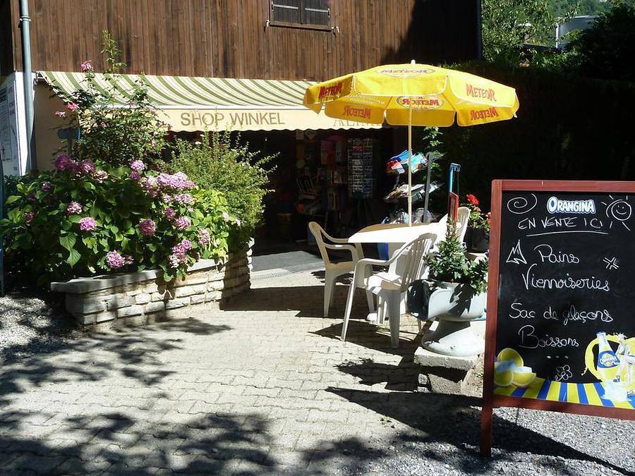 Camping Lanfonnet - Mobilhome 4 personnes - environ 30m2 avec sanitaires in Talloires-Montmin, Région d'Annecy
