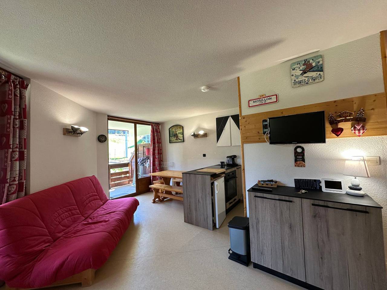Appartamento intero, Ski-In/Ski-Out Apartment for 6 with East-Facing Balcony and Modern Amenities in Station de Morillon, Grand Massif