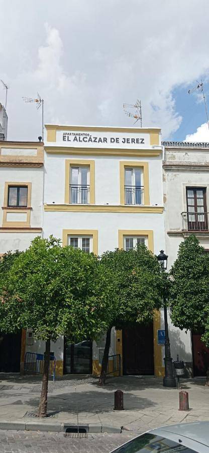 Quadruple Room with Private Bathroom in Jerez de la Frontera, Costa de la Luz