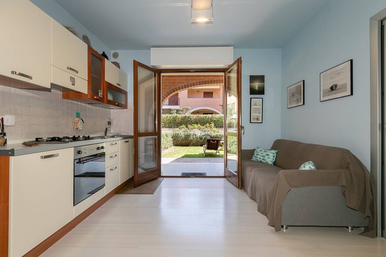 Monolocale intero, Studio Residence Valle Fiorita con piscina condivisa e Wi-Fi a Riotorto in Riotorto, Costa degli Etruschi