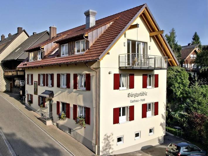 Maison d’hôte pour 3 personnes, avec terrasse et vue
