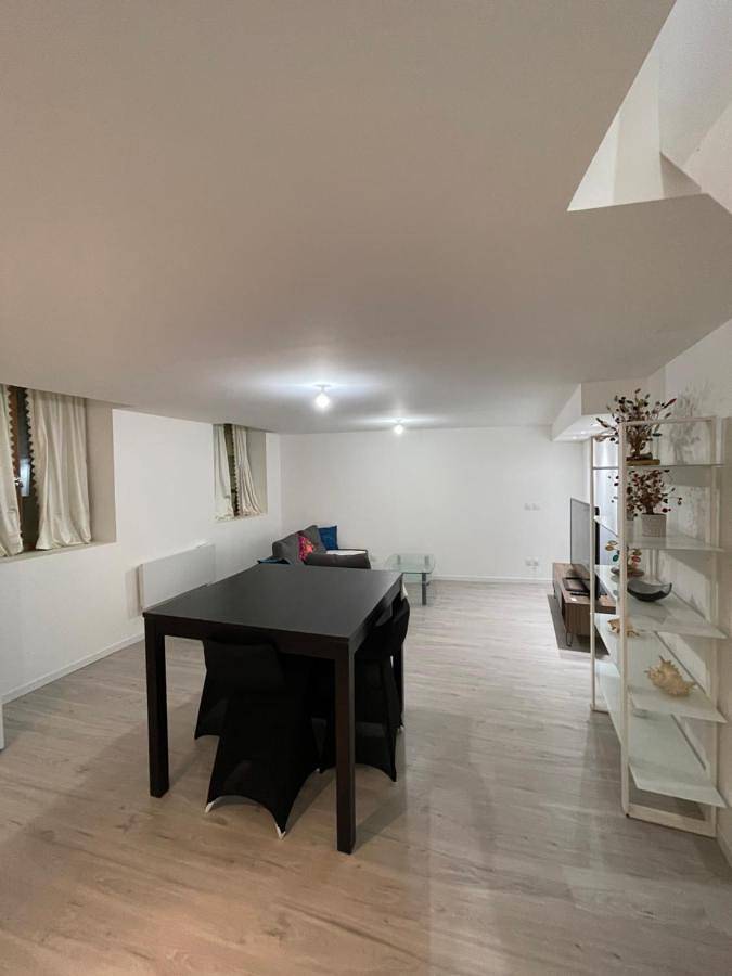 Appartement entier, Two-Bedroom Apartment in Gignac, Côte méditerranéenne (France)