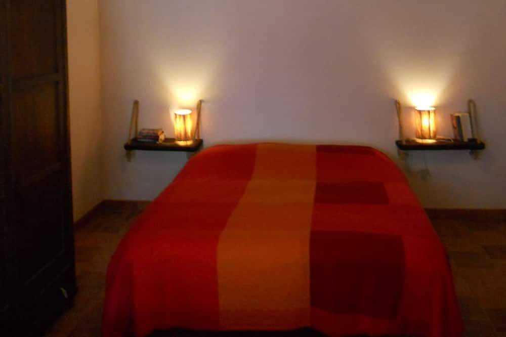 Nestled in greenery in Iglesias, Iglesiente