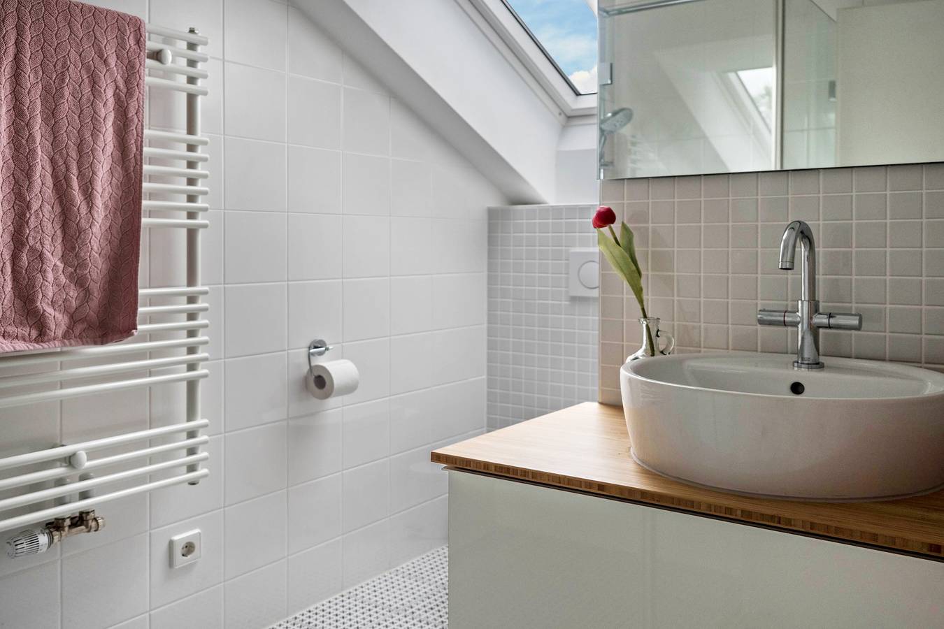 Appartement "Ferienwohnung Rosenrot am See" met uitzicht op wijngaard, foto 11