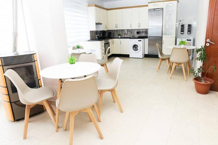 Alojamiento y desayuno para 12 personas en Finisterre