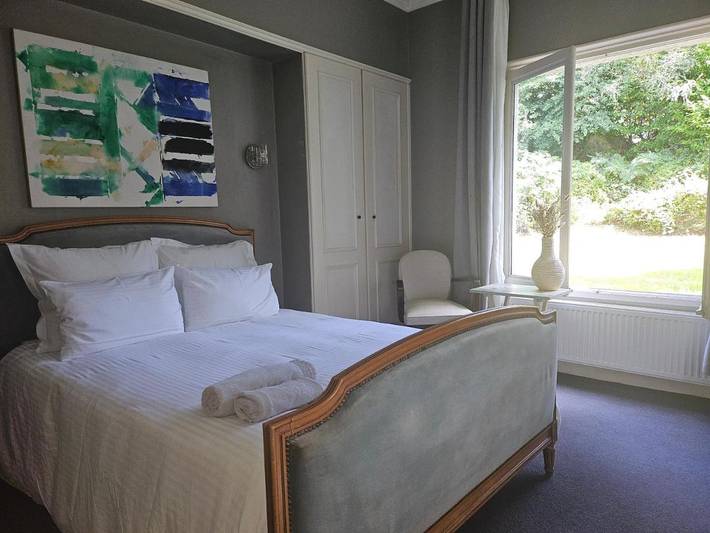 Location de vacances pour 3 personnes, avec terrasse et jardin à Plougastel-Daoulas