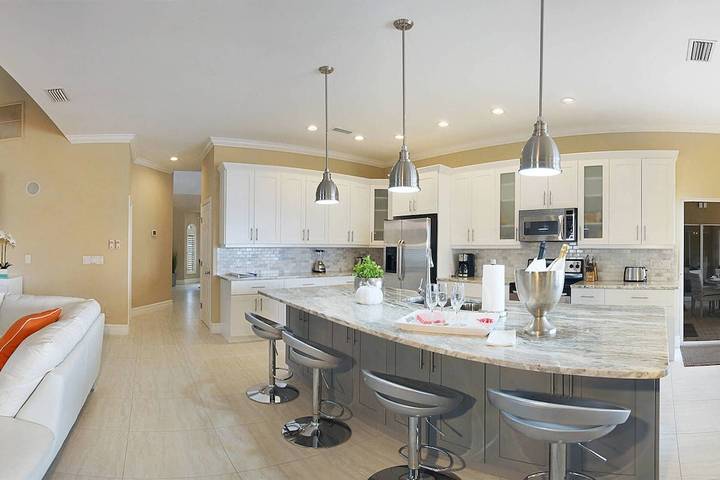 Ferienhaus für 10 Personen, mit Whirlpool und Garten in Florida