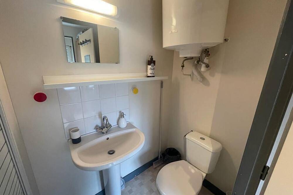 Entire apartment, Pleasant, bright Studio 6 in Niort, Niort region