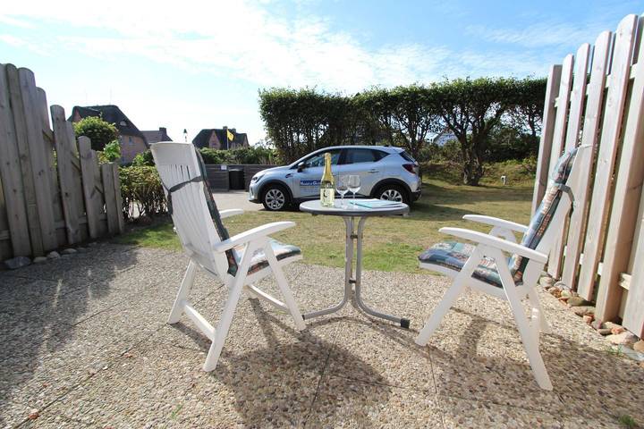 Ferienwohnung für 2 Personen, mit Terrasse in Wenningstedt - 2