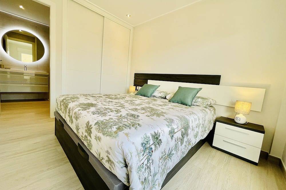 Entire apartment, Apartamento Azul (Villamartin) in Panorama Golf, Orihuela