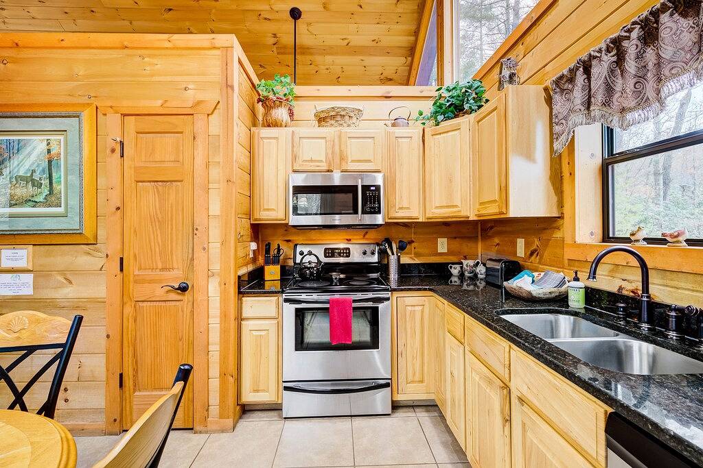 Hundefreundliche Kabine w / Whirlpool, eine firepit, eine Sauna und vieles mehr! in Chattahoochee National Forest