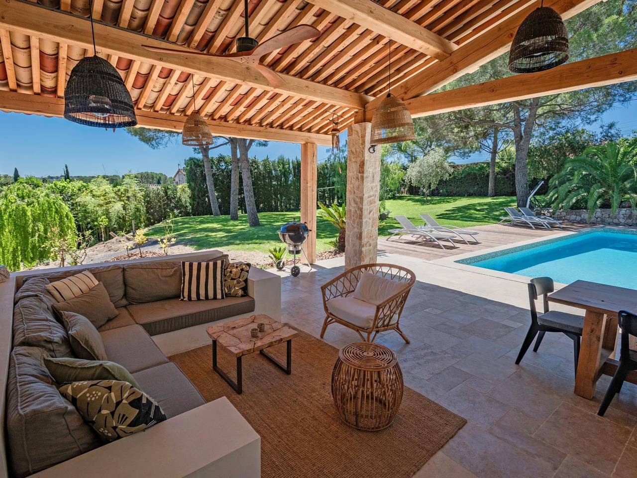 Luxury villa with private pool and pool house
 in Mougins, Costa mediterránea (Francia)