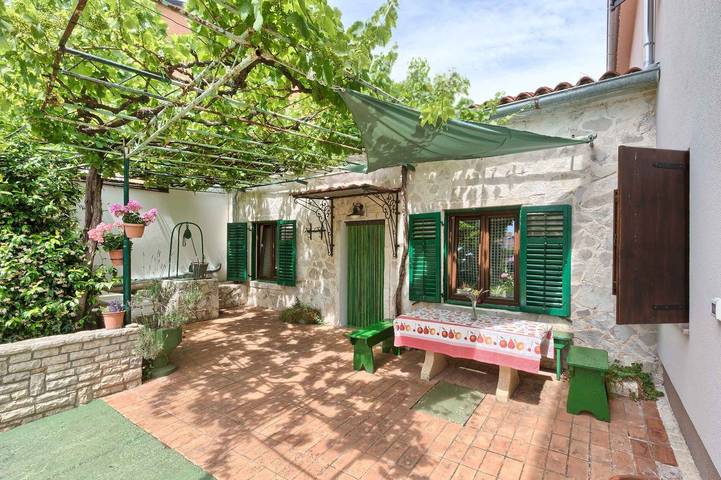 Ferienhaus für 6 Personen, mit Garten in Marčana