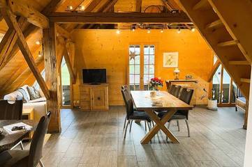 Maison de campagne pour 4 personnes, avec balcon à Spiez